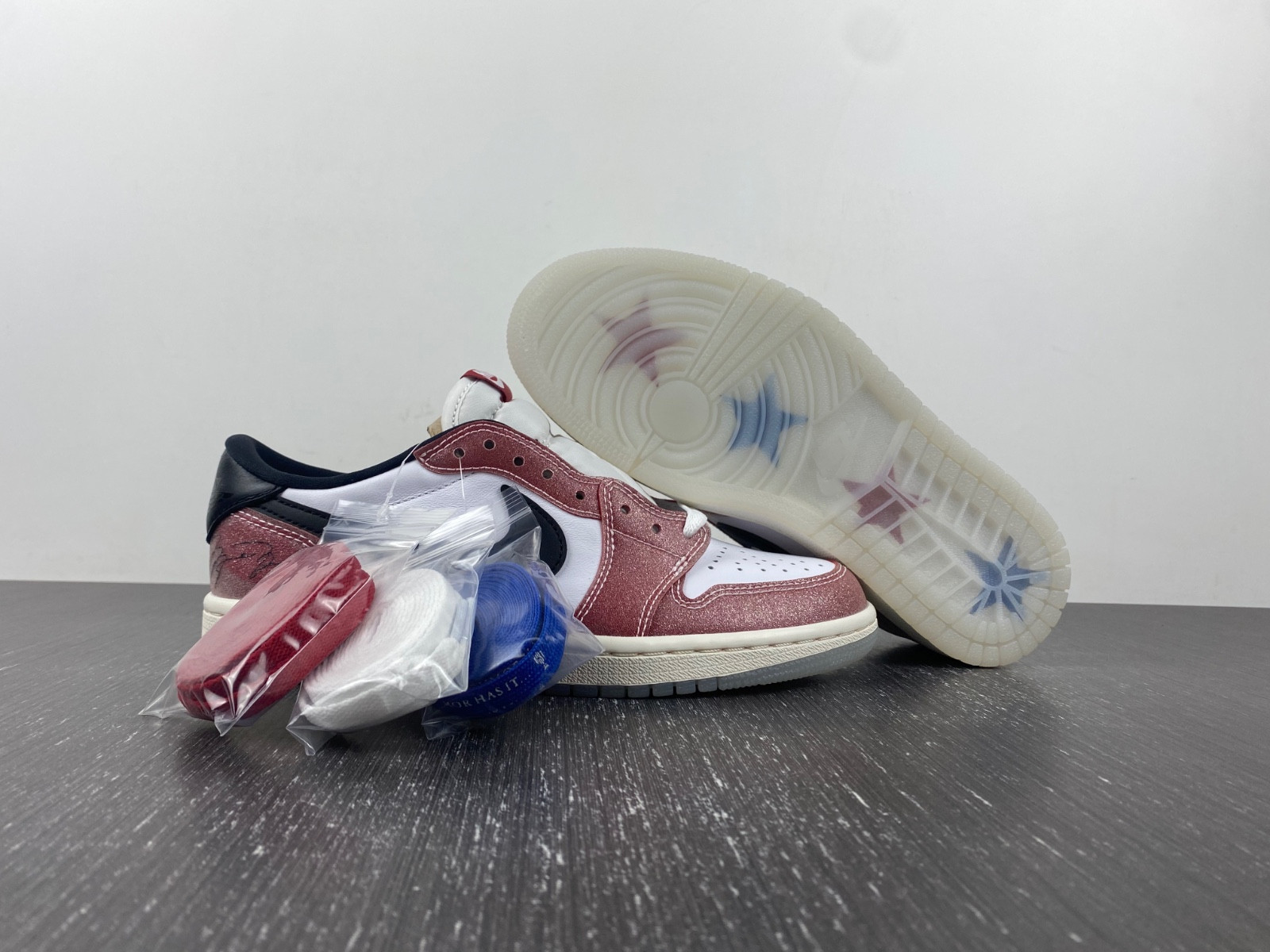 trophy room x air jordan 1 low og fn0432-017