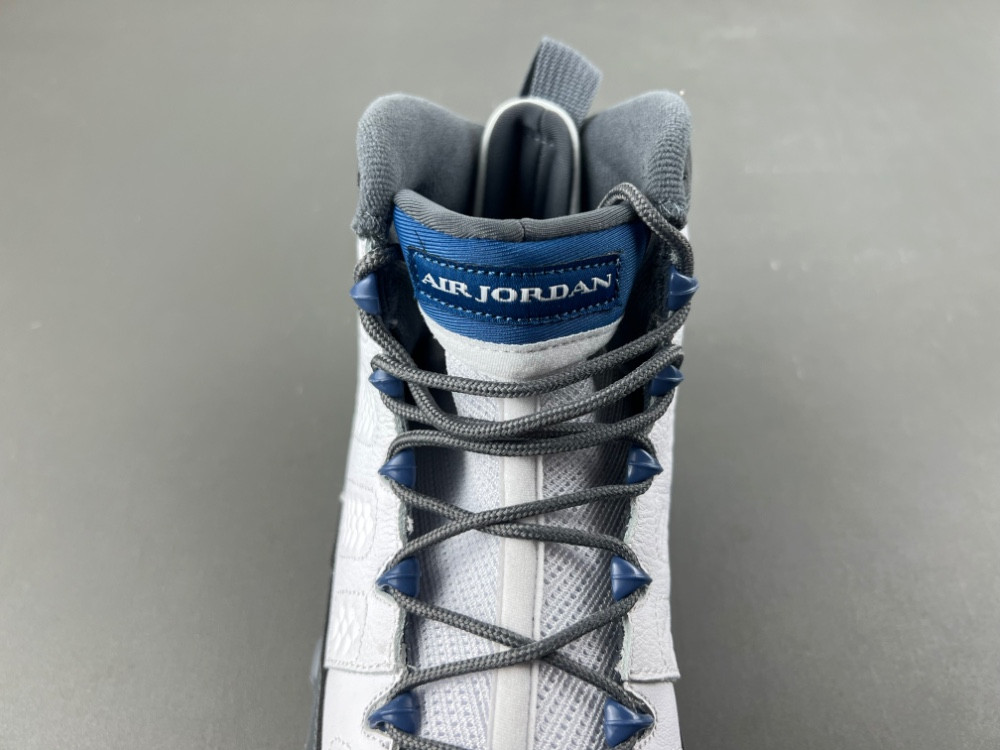 Air Jordan 9 