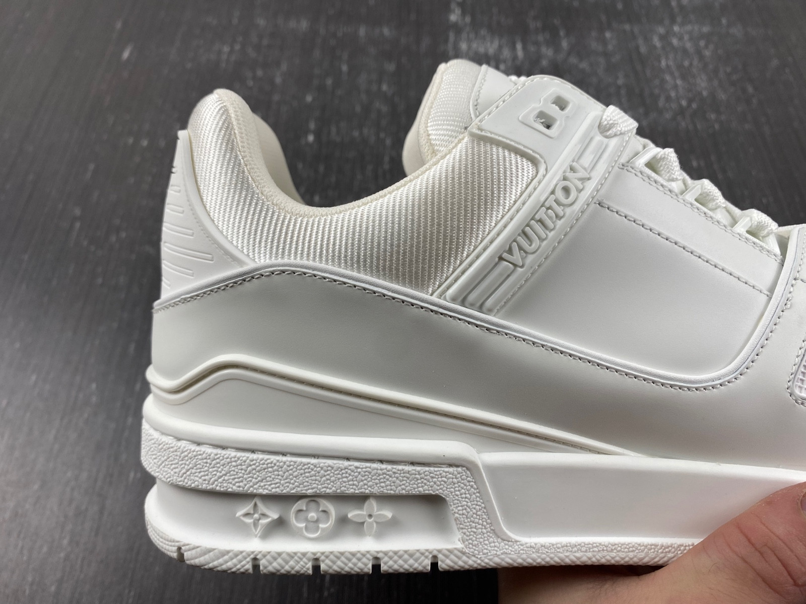 LVT SNEAKERS