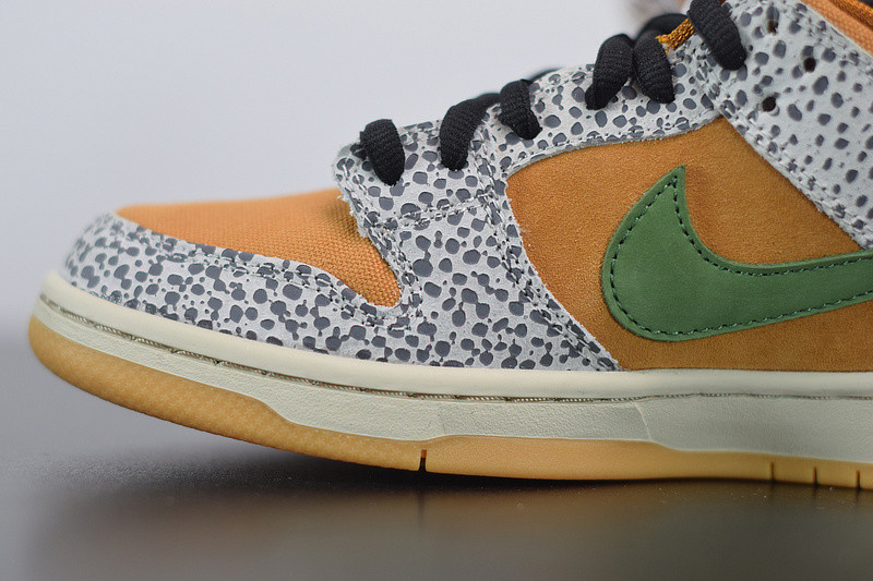 nike sb dunk low “safari” cd2563-002