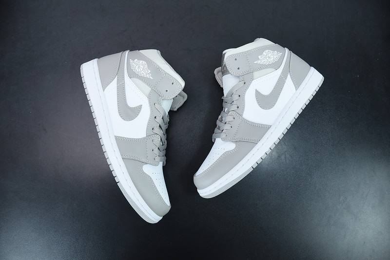 air jordan 1 mid “linen” 554724-082