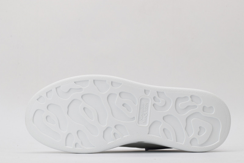 alexer mceen sneakers