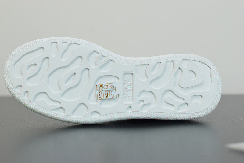 alexer mceen sneakers