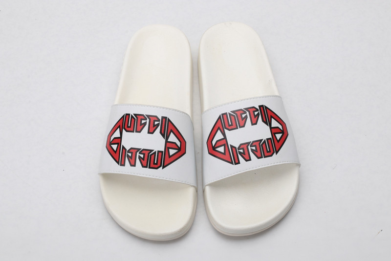 g*u*i sandals