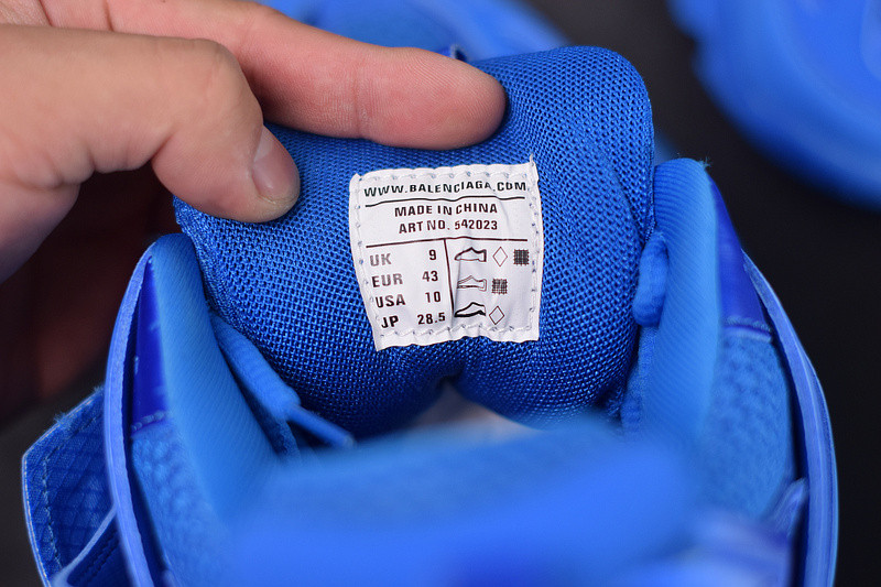 bc track sneaker
