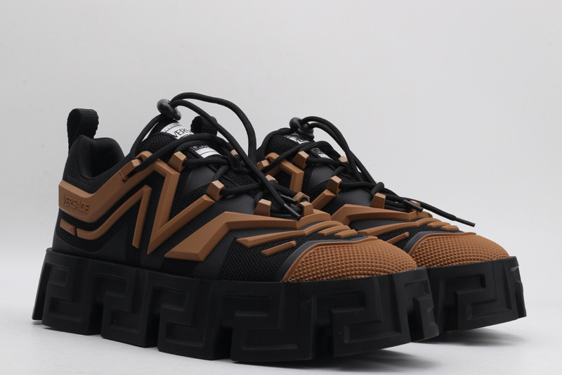 vs sneakers