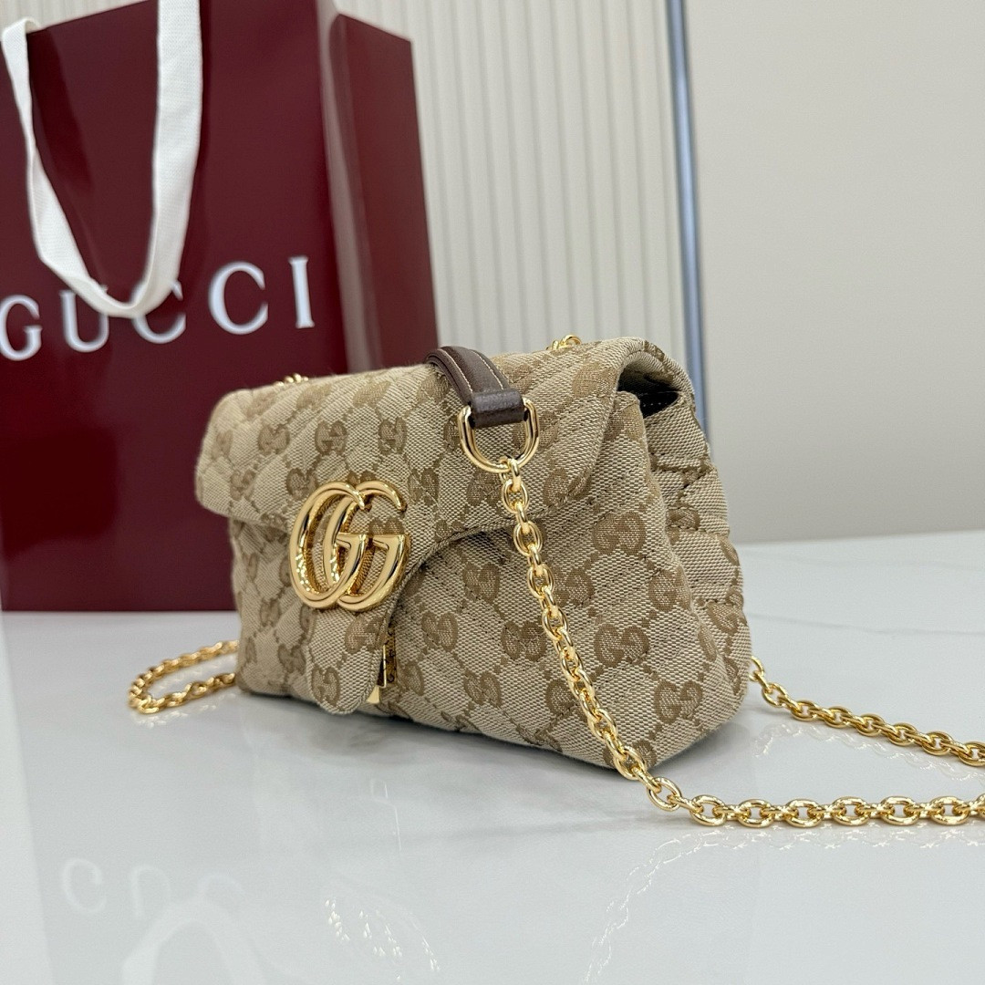 Gvc*1 BAG