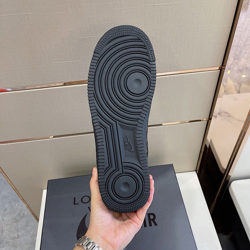 lvt x nike air force1