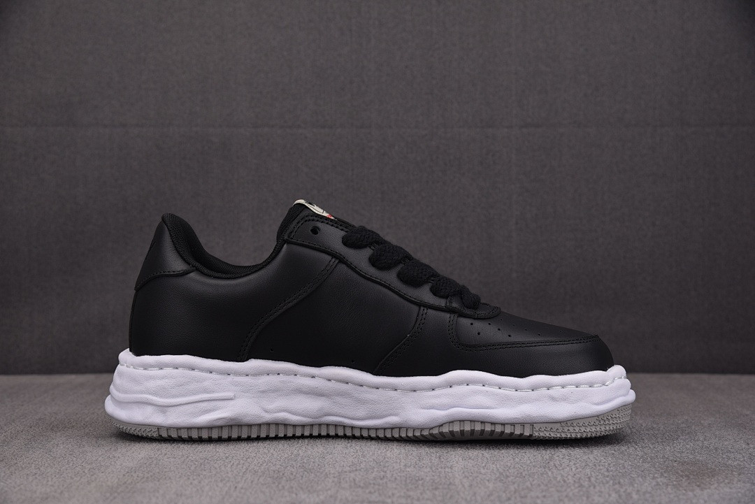 Ma1s0n MIHARA YASUHIRO Sneaker