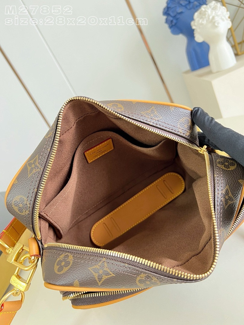 LVT PURSE