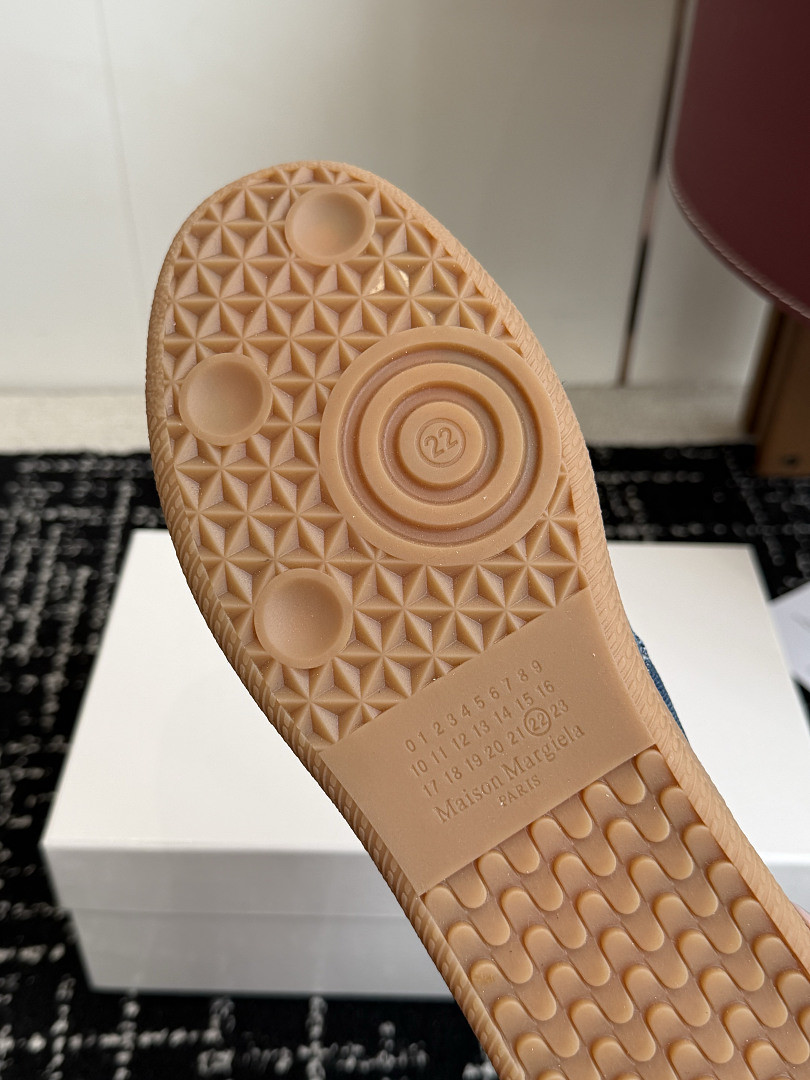 Ma1s0n Marg*e1a SNEAKER