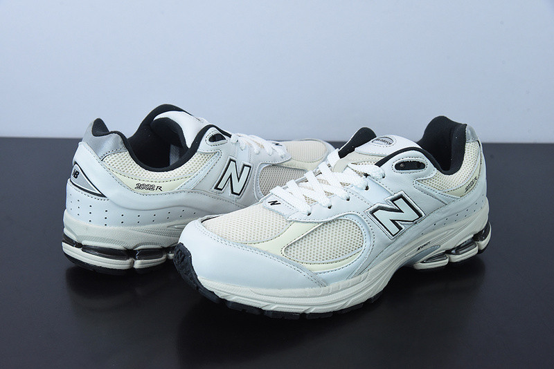 new balance sneaker