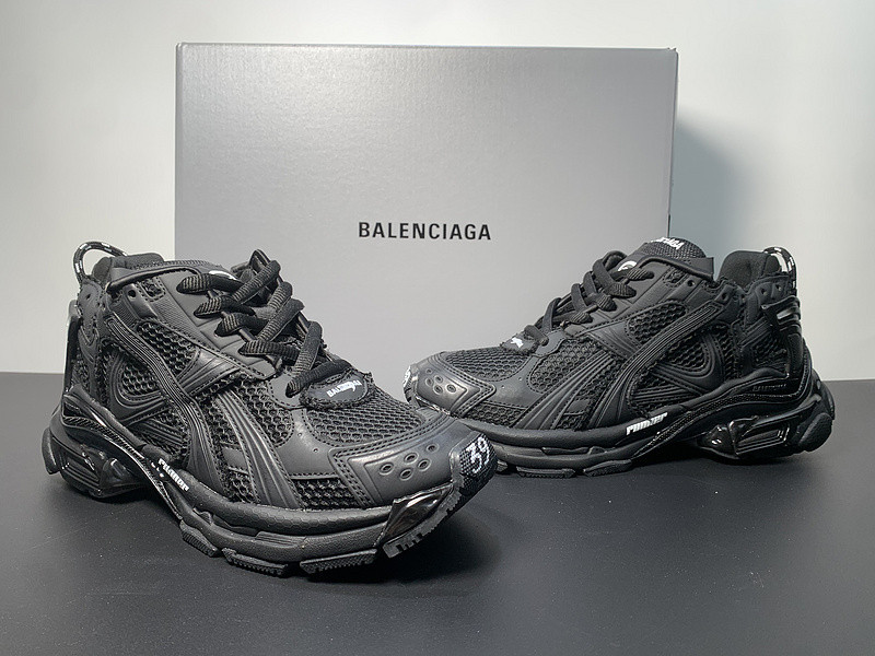 Ba*len*cia*ga runner sneaker