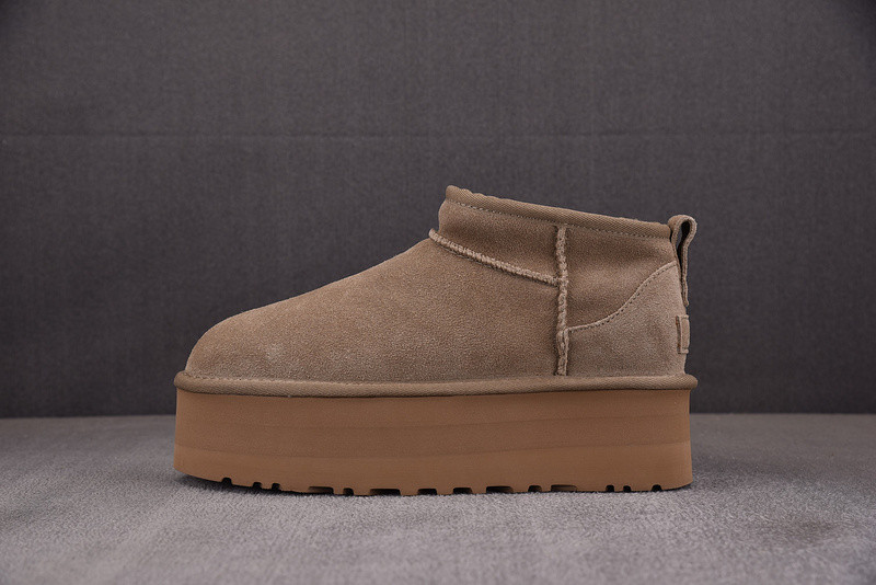 UGG