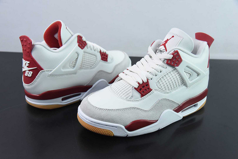 Nike SB x Air Jordan 4 Retro SP 