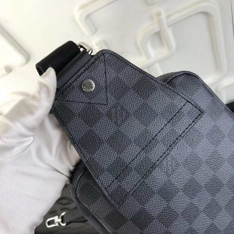 LVT PURSE
