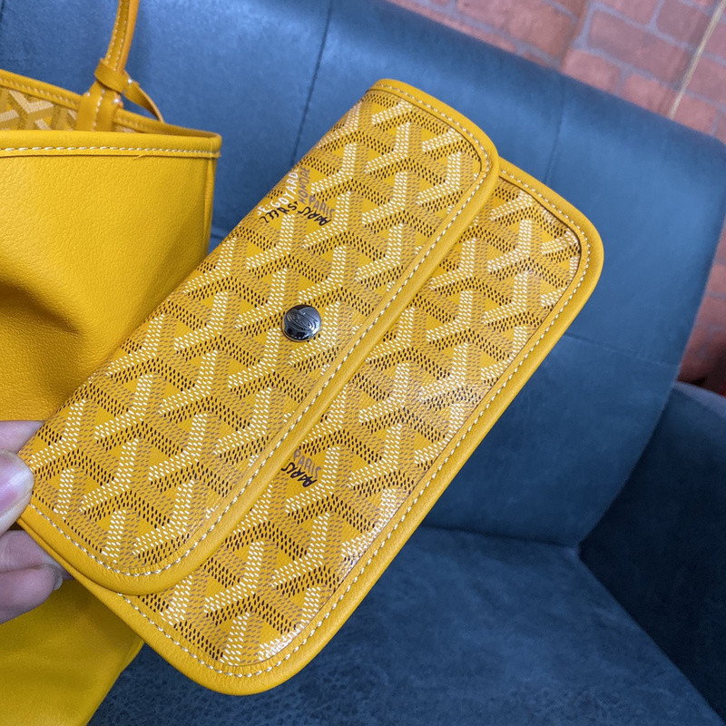 G09ard purse