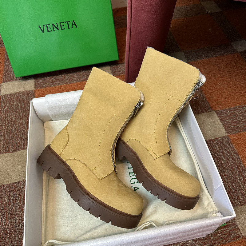 bo*te*ga Ve*ne*ta sneaker