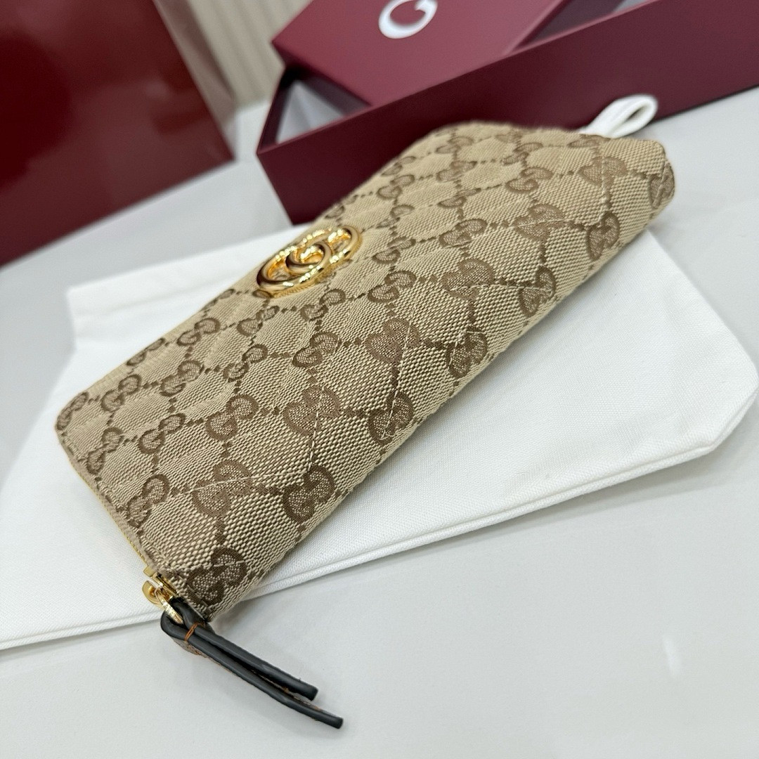Gvc*1 BAG