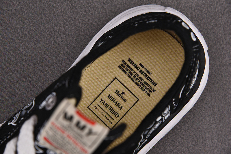 Ma*s*n mihara yasuhiro sneaker