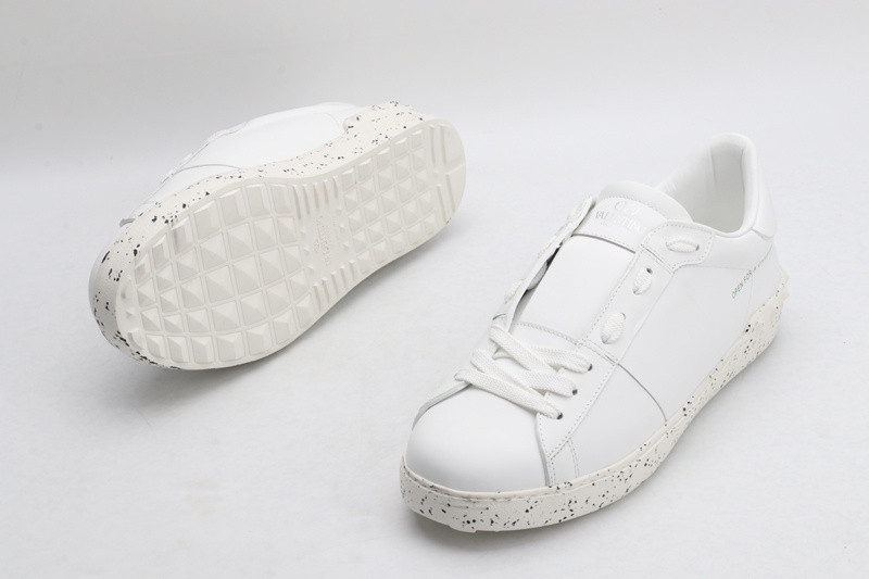 Va1e*ntin0 garavani sneaker