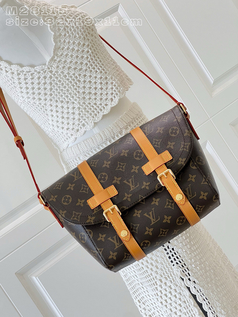 LVT PURSE