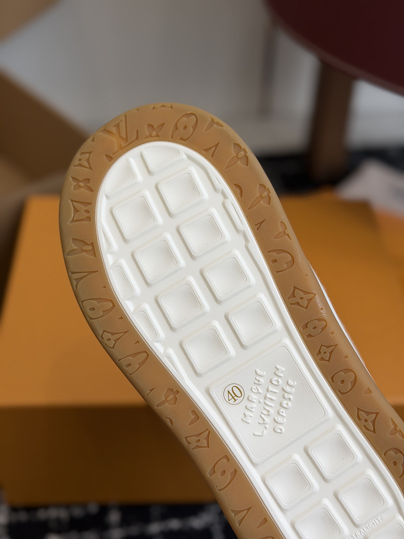 LVT SNEAKERS