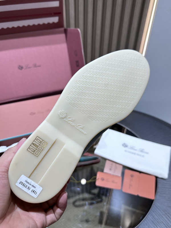 L0r0 P1ana sneaker