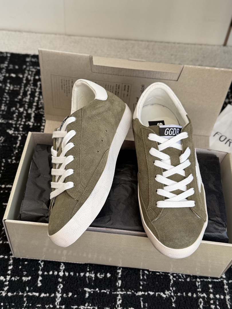 GGDB SNEAKER