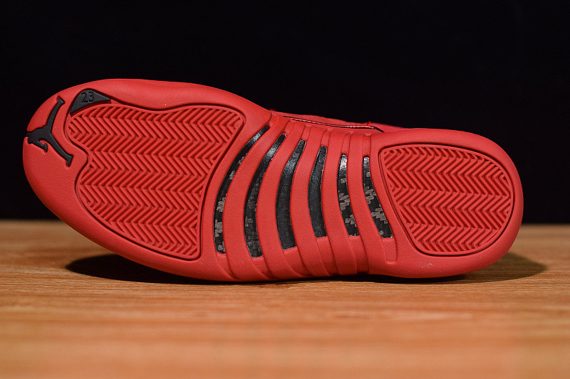 air jordan 12 retro "gym red" 130690-601