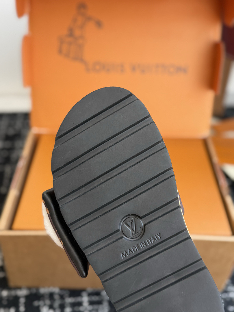 LVT SANDALS
