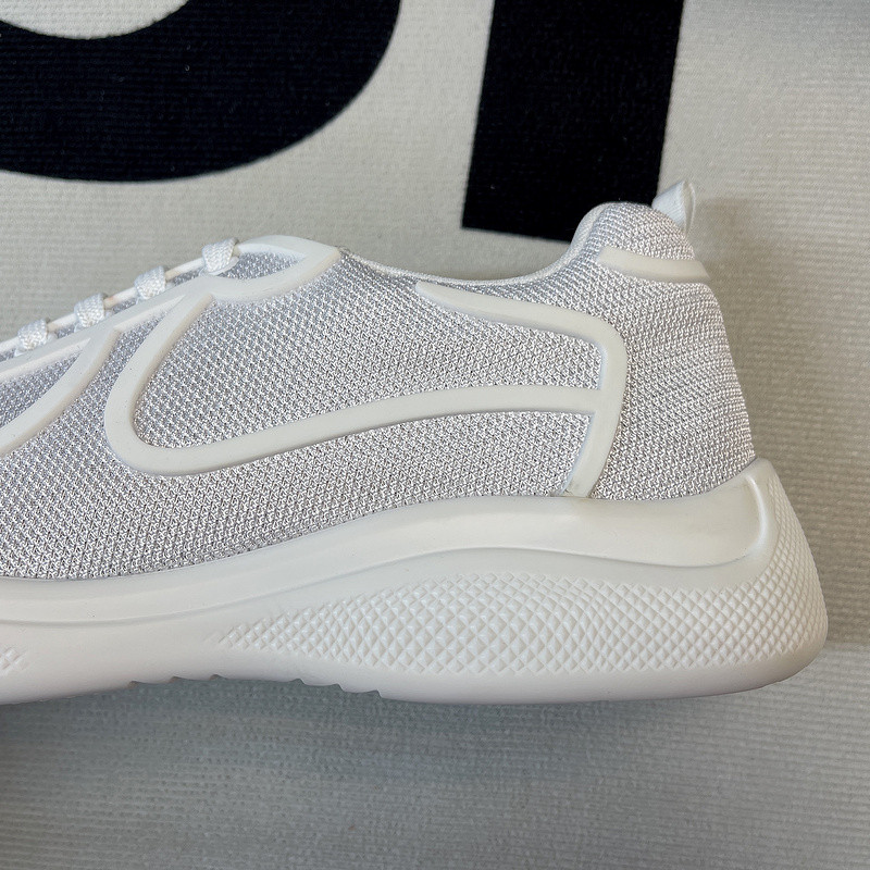 pr sneaker