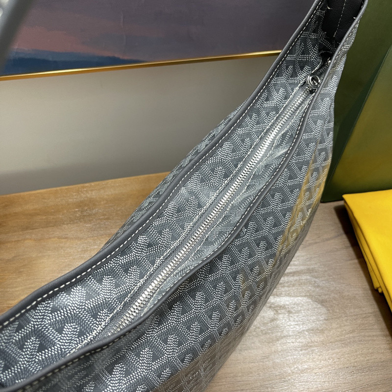 G09ard purse