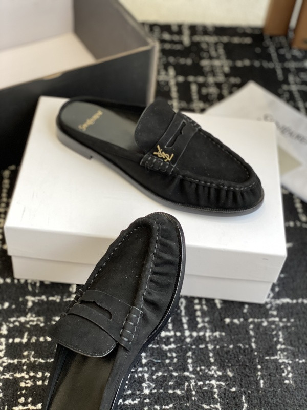 Sa1nt Lau*nt sneaker
