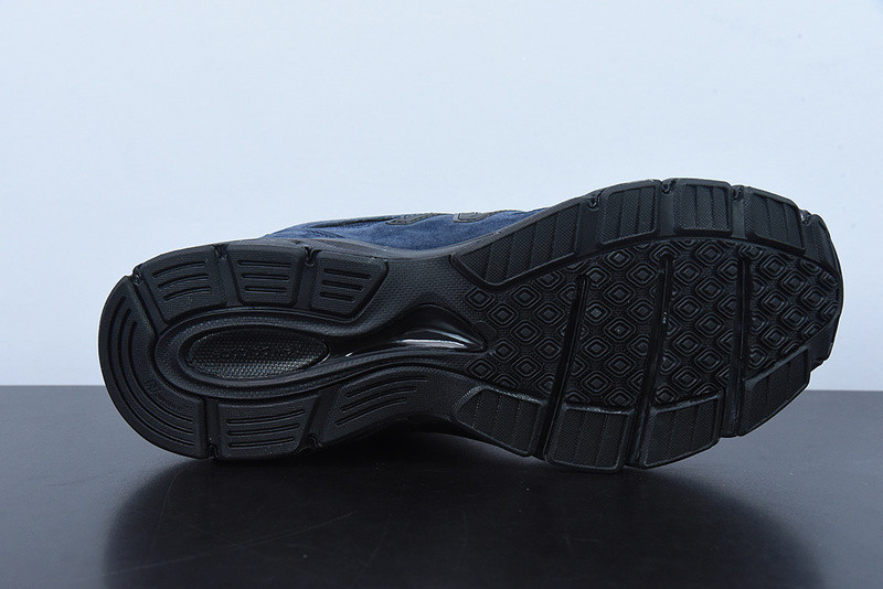 new balance sneaker