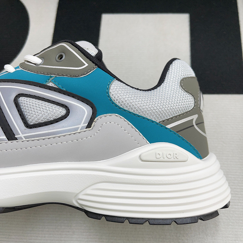 dio* sneaker