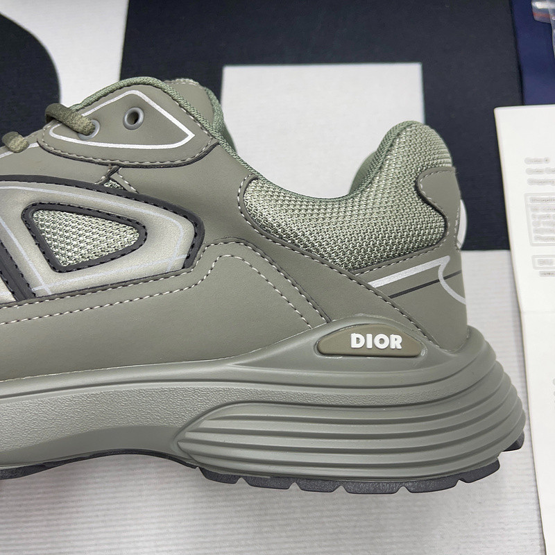 dio* sneaker