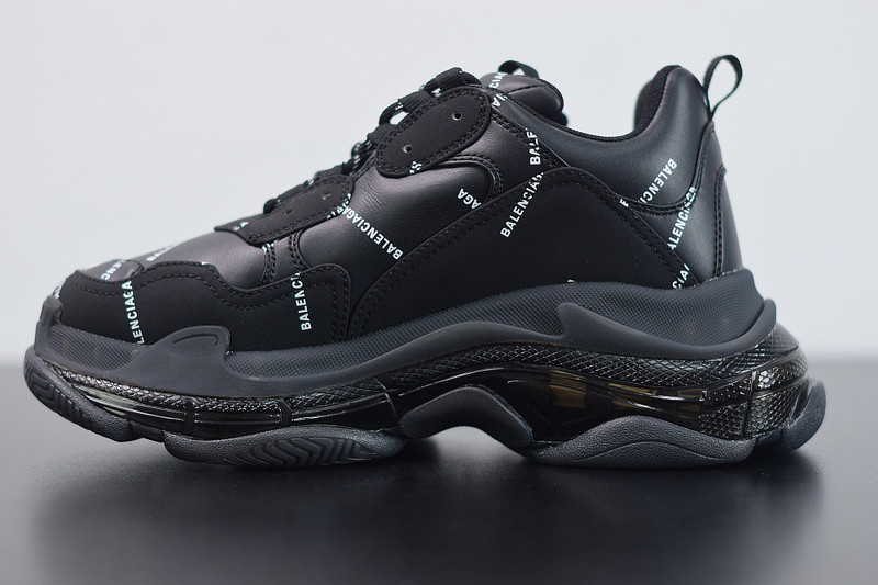 bc triple s trainer 524039 w06e1 2021