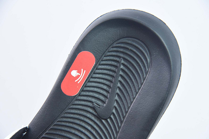nike sandals