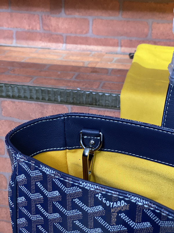 G09ard purse