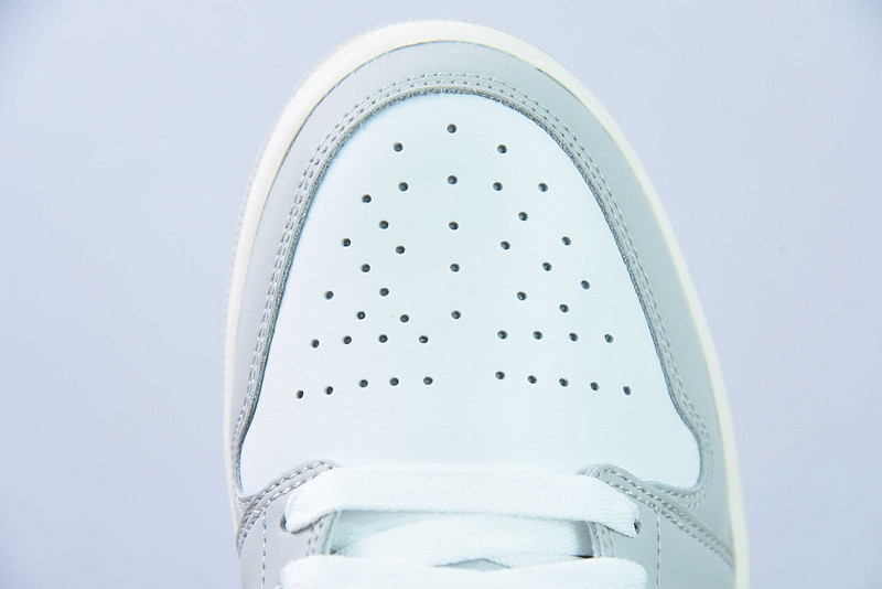 air jordan 1 low "light grey/sail" dc0774-103