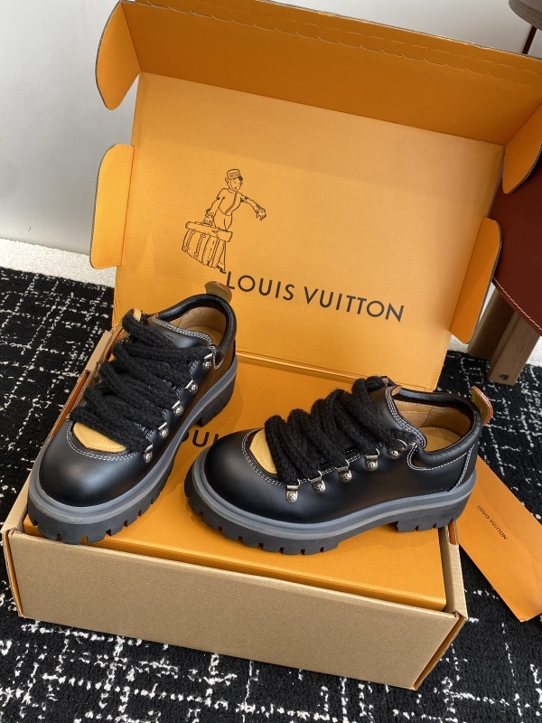 LVT SNEAKERS
