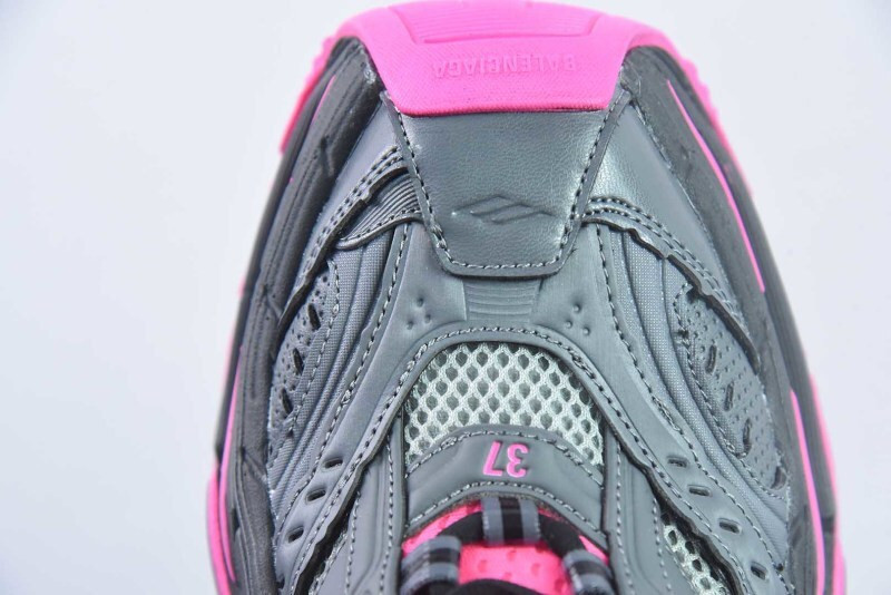 BC XL SNEAKERS