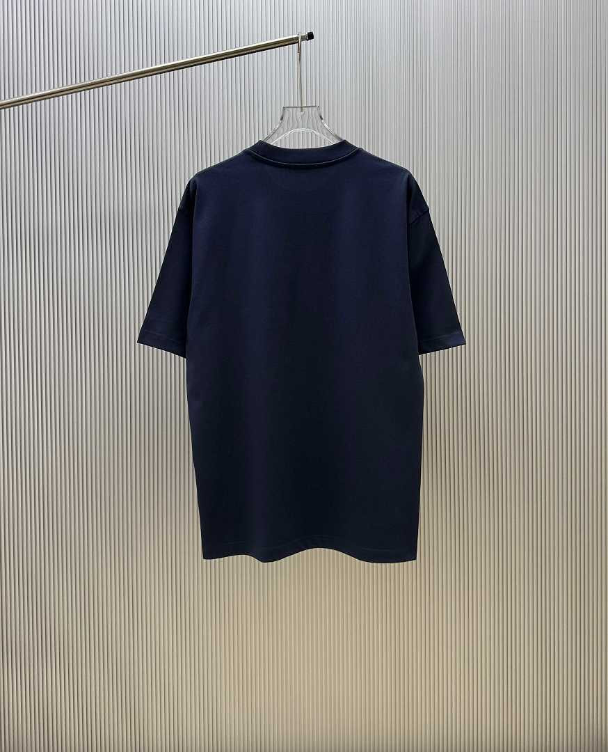 Ba1en*iaga Clothes