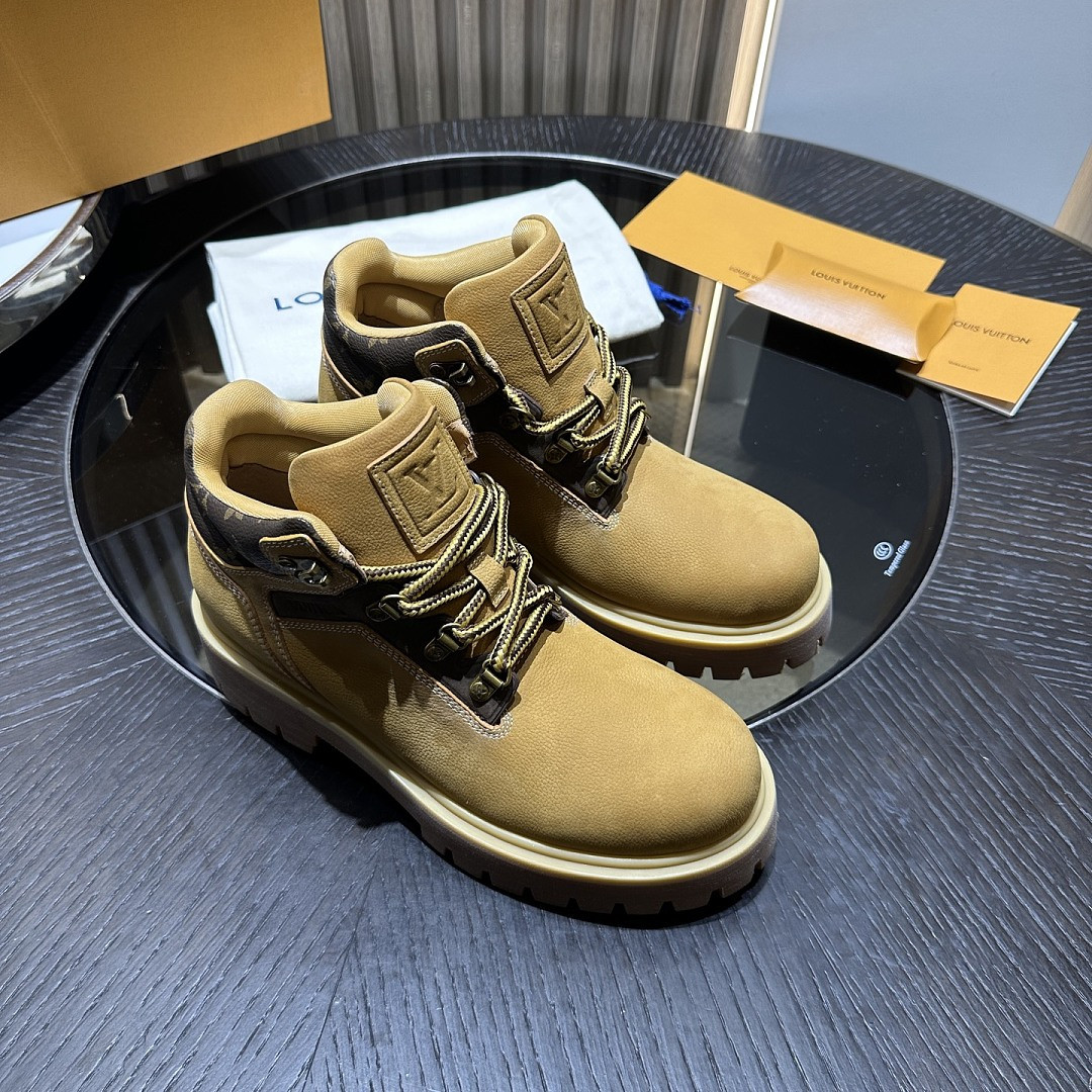LVT BOOTS