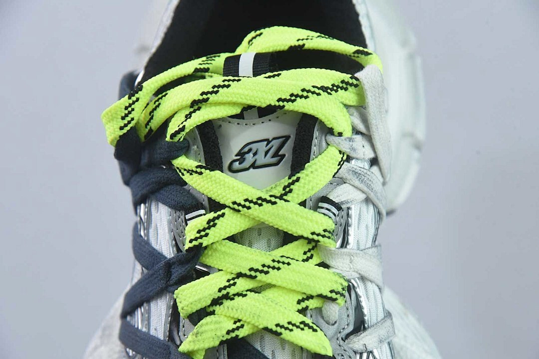 BC 3XL SNEAKER