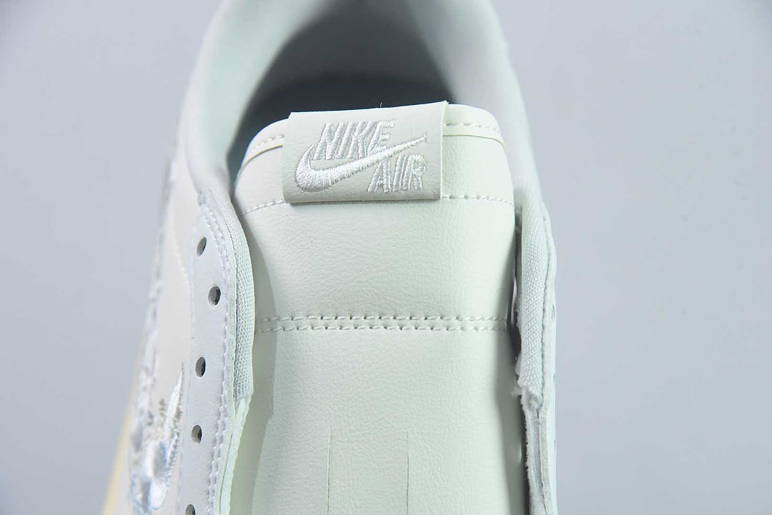 Air Jordan 1 Low OG “Floral Swoosh” IF4391-100
