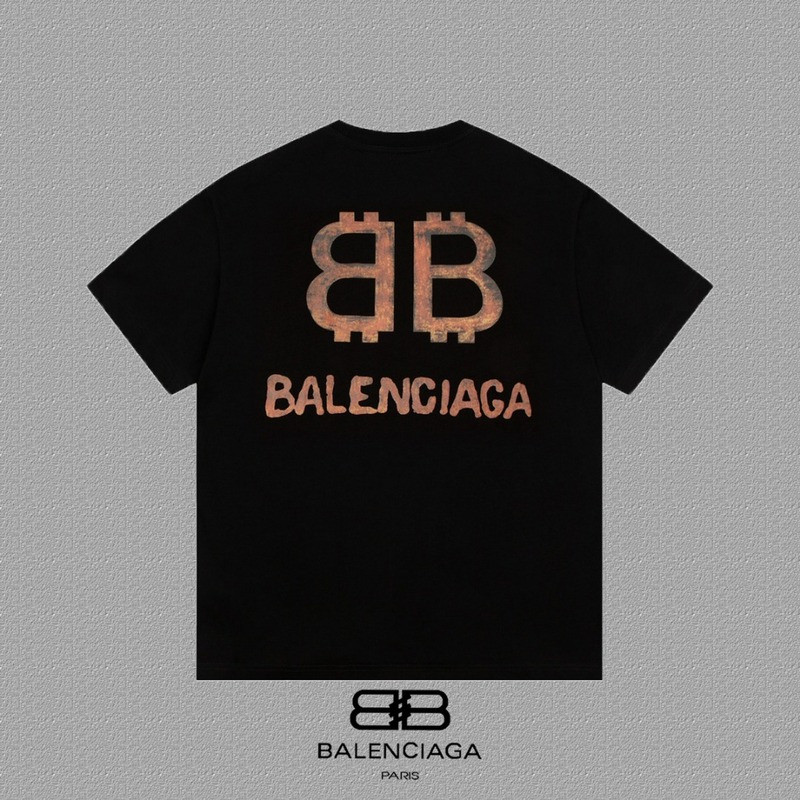 Ba*len*cia*ga clothes
