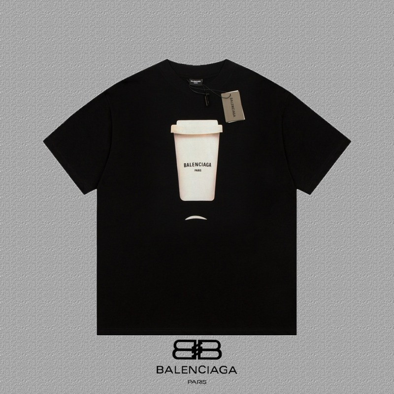 Ba*len*cia*ga clothes
