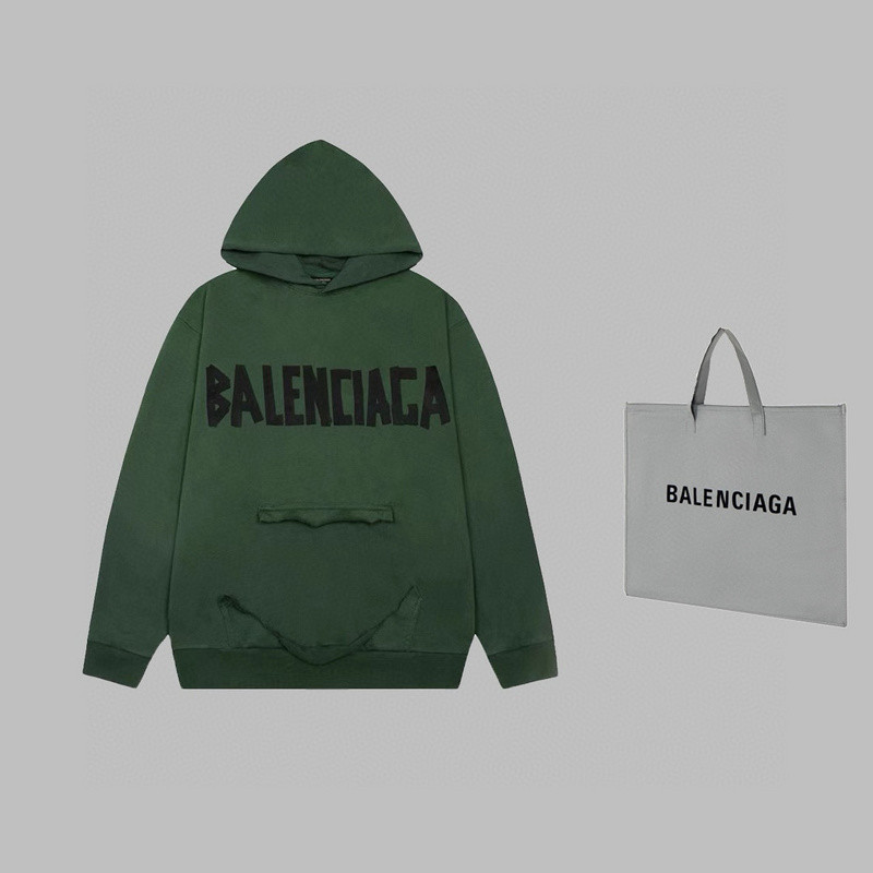 Ba*len*cia*ga clothes
